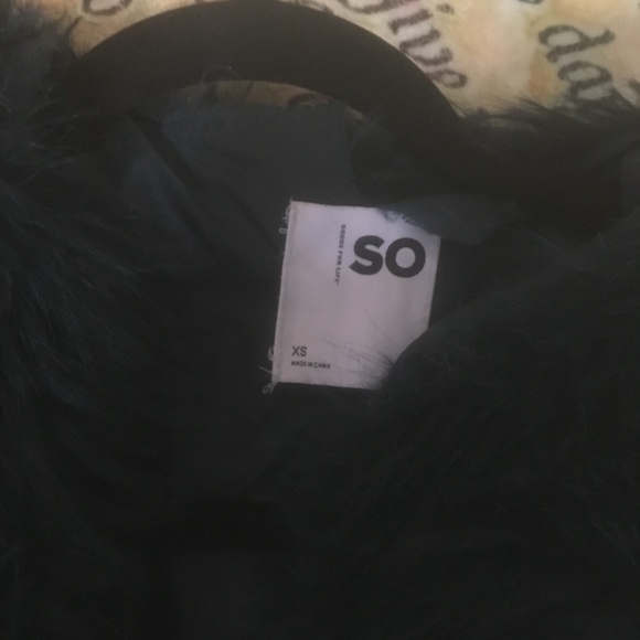 Faux fur jacket - Picture 3 of 6